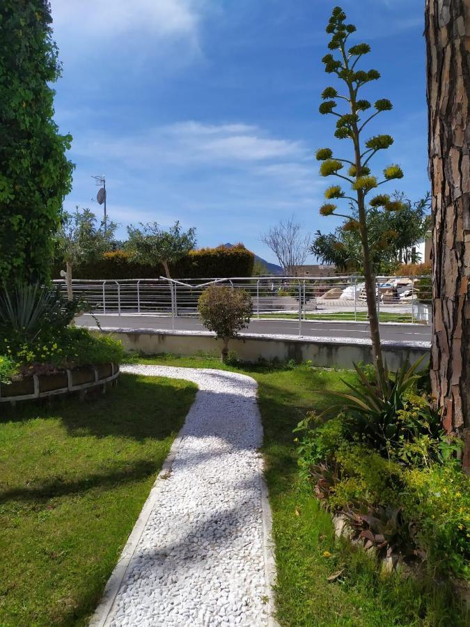 Oasi Resort Procida Exterior foto