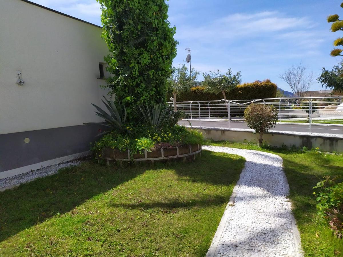 Oasi Resort Procida Exterior foto